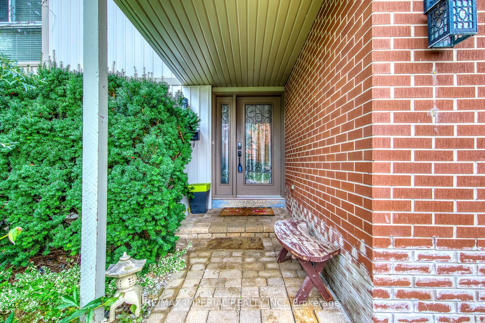 6100 Wabukayne Court