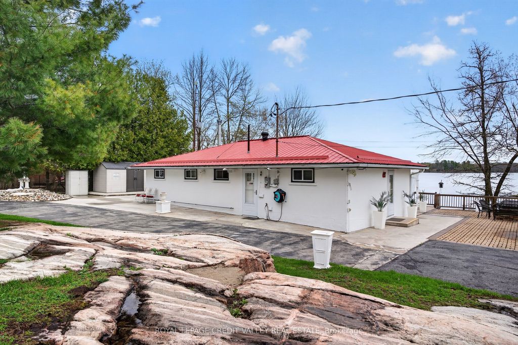 Photo of 1189 Giles Lane, Frontenac, ON K0H 1T0 (MLS # X13107414)