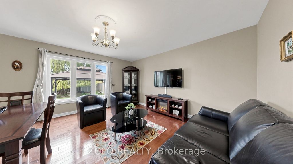 Photo of 5 Gaal Court, Brantford, ON N3T 6R4 (MLS # X13147250)