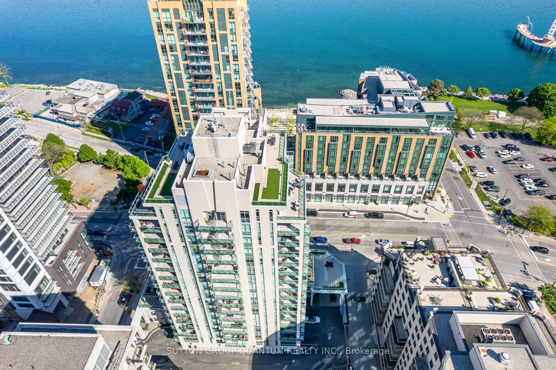 360 Pearl Street PH2