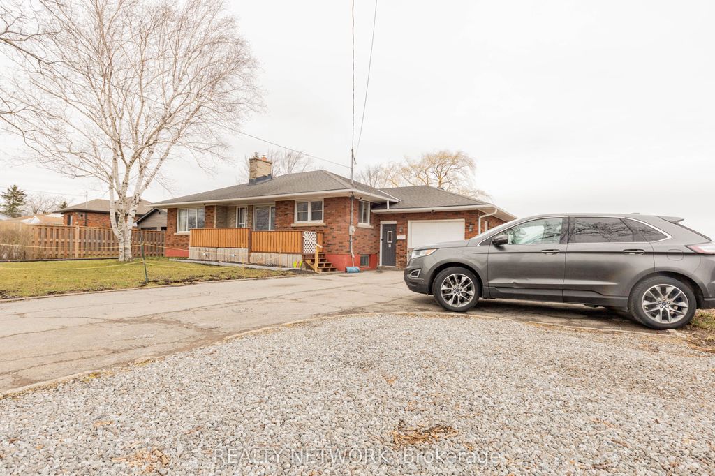 Photo of 452 QUAKER Road, Welland, ON L3C 3G8 (MLS # X12894188)