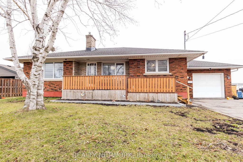 Photo of 452 QUAKER Road, Welland, ON L3C 3G8 (MLS # X12894188)