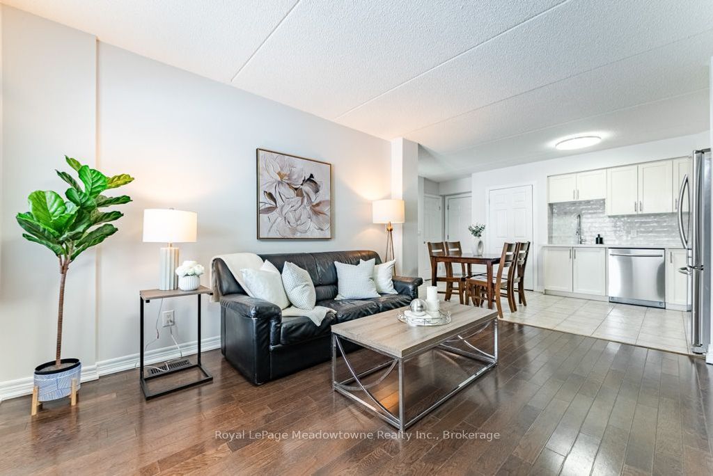 Photo of 1380 Costigan Road #77, Milton, ON L9T 8L2 (MLS # W13038700)