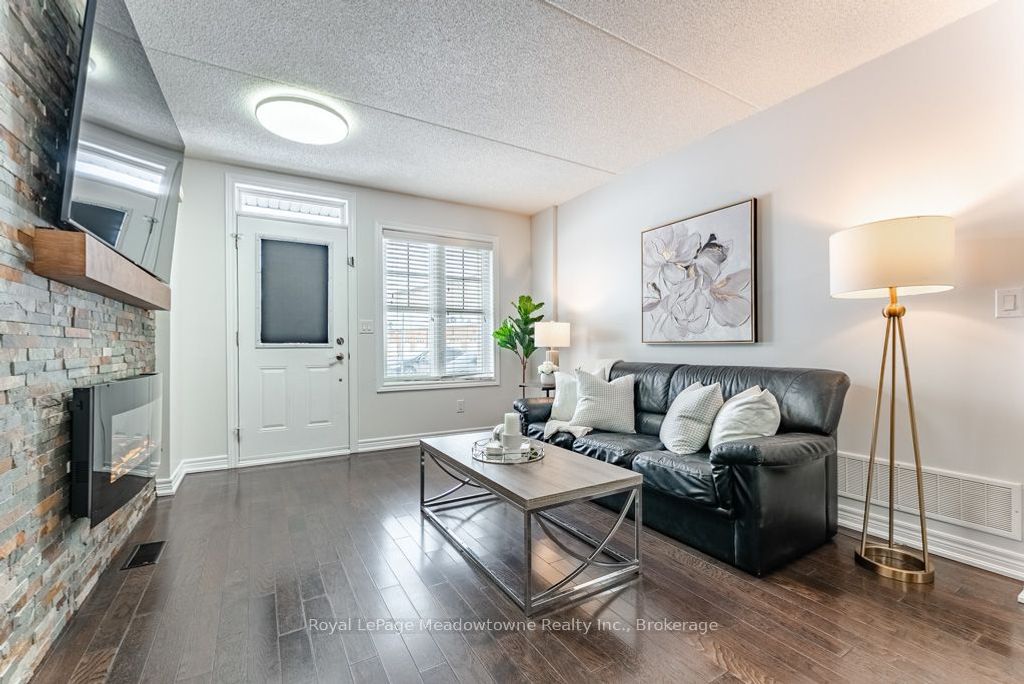 Photo of 1380 Costigan Road #77, Milton, ON L9T 8L2 (MLS # W13038700)