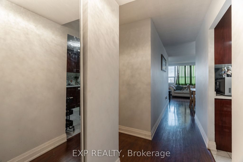 Photo of 45 Sunrise Avenue #714, Toronto, ON M4A 2S3 (MLS # C12784574)
