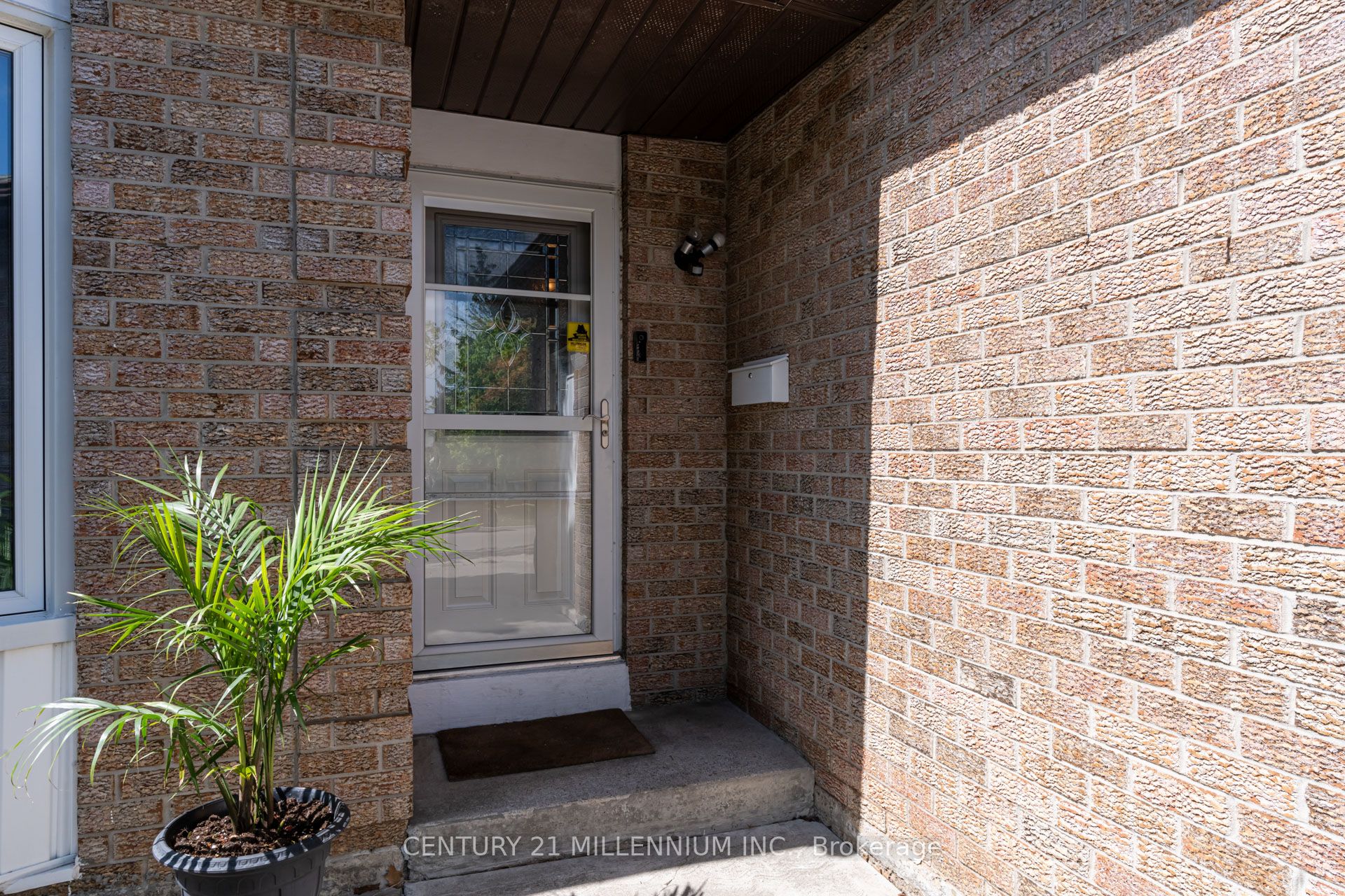 56 Nuttall Street