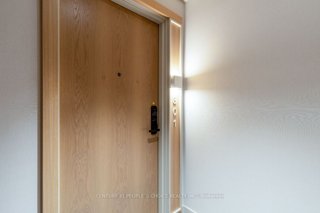 5 Defries Street 801