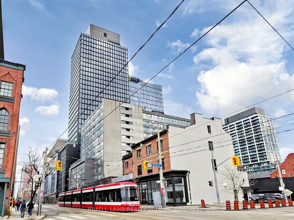 Photo of 284 King Street E #404, Toronto, ON M5A 1K4 (MLS # C13171708)