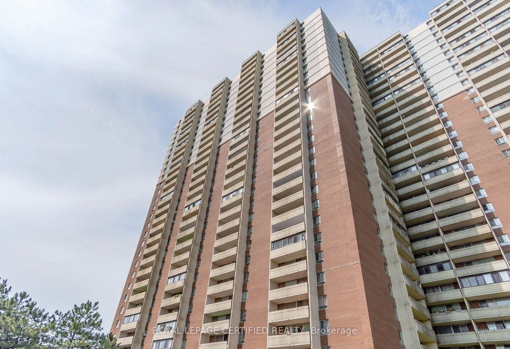 Photo of 1 Massey Square #1208, Toronto, ON M4C 5L4 (MLS # E13670474)