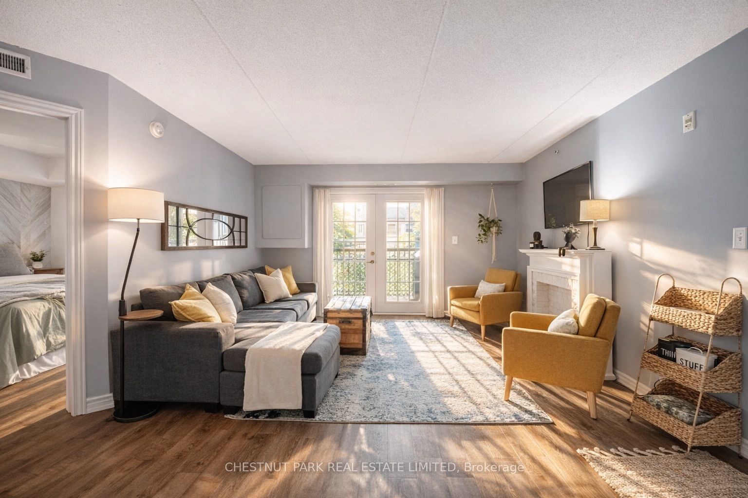 2055 Appleby Line 306