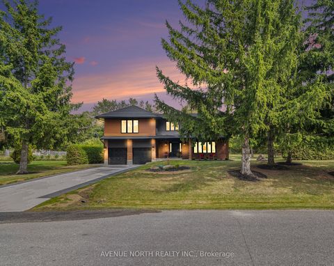 Photo of 19 Newland Drive, Barrhaven, ON K2J 3Z8 (MLS # X12456597)