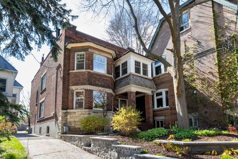 92 Indian Road MAIN Toronto ON M6R 2V4