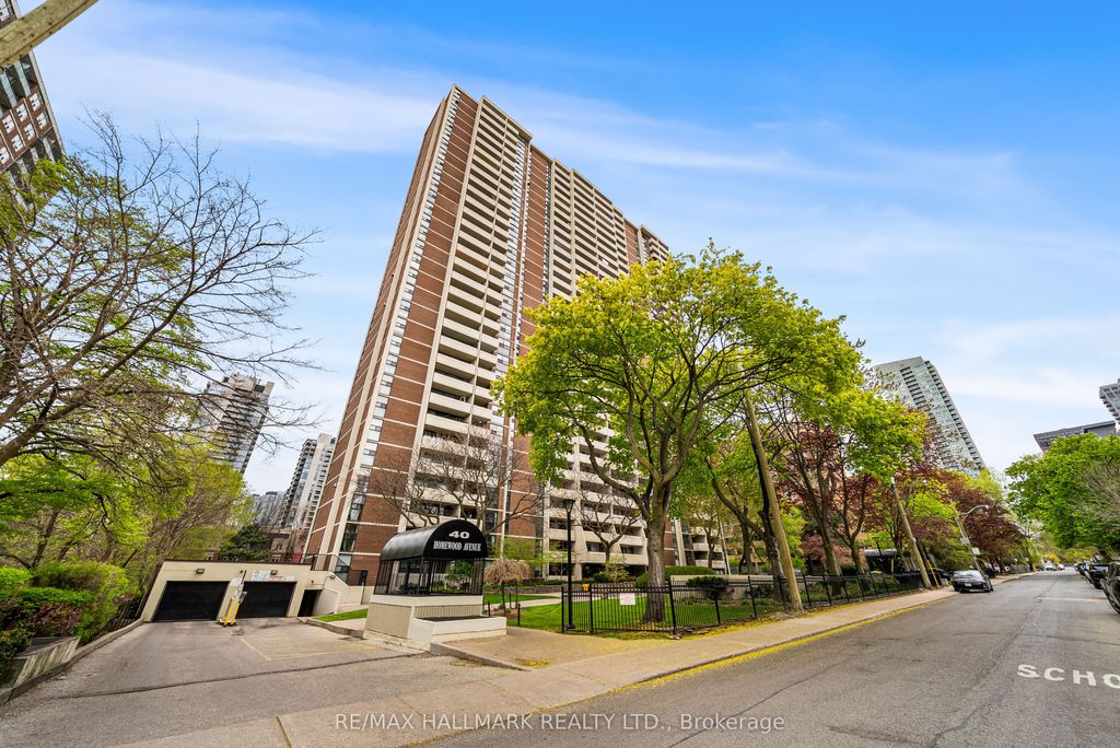 Photo of 40 Homewood Avenue #3112, Toronto, ON M4Y 2K2 (MLS # C13155010)
