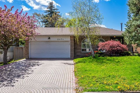 2474 Yarmouth Crescent Oakville ON L6L 2M9