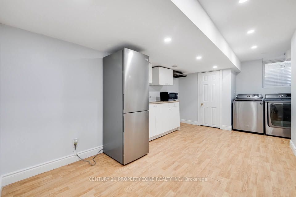 660 Armstrong Boulevard