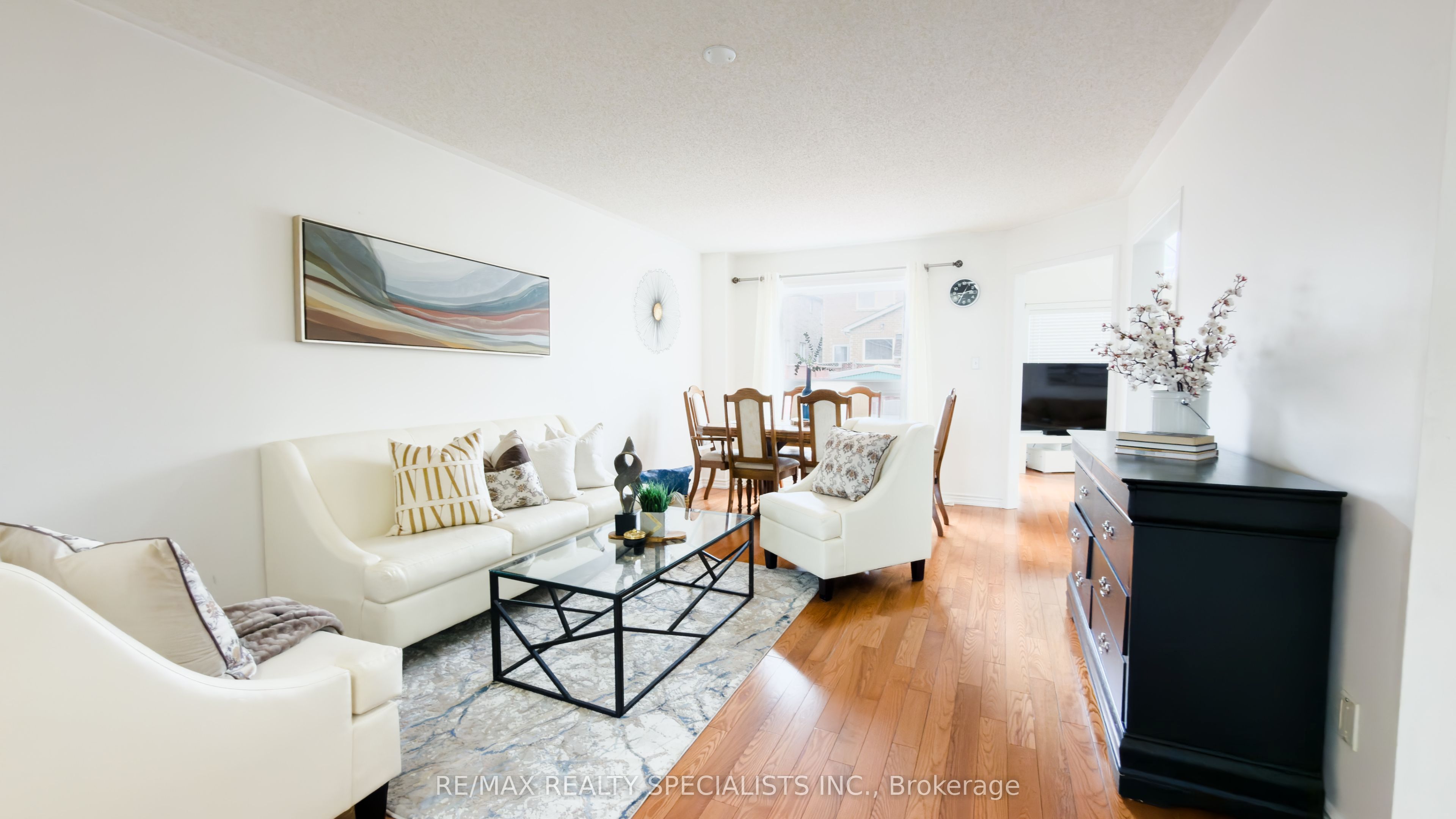 32 Feather Reed Way