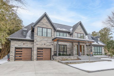1258 Indian Road Mississauga ON L5H 1S1