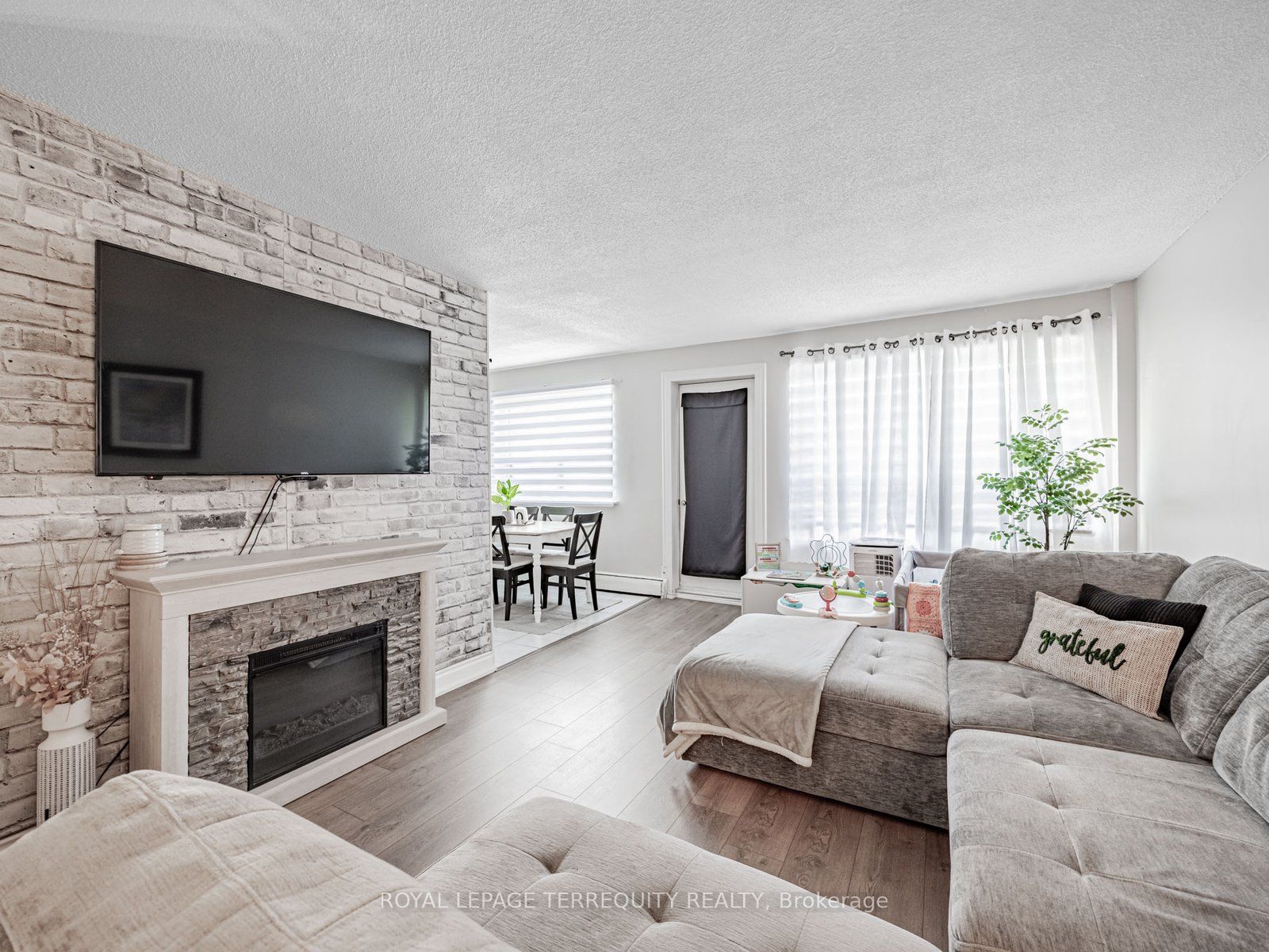 2411 New Street 205