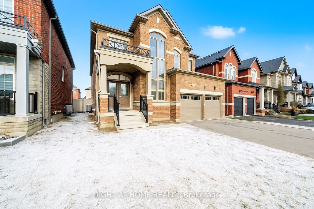 Photo of 1016 Wickham Road, Innisfil, ON L9S 0N5 (MLS # N12692240)