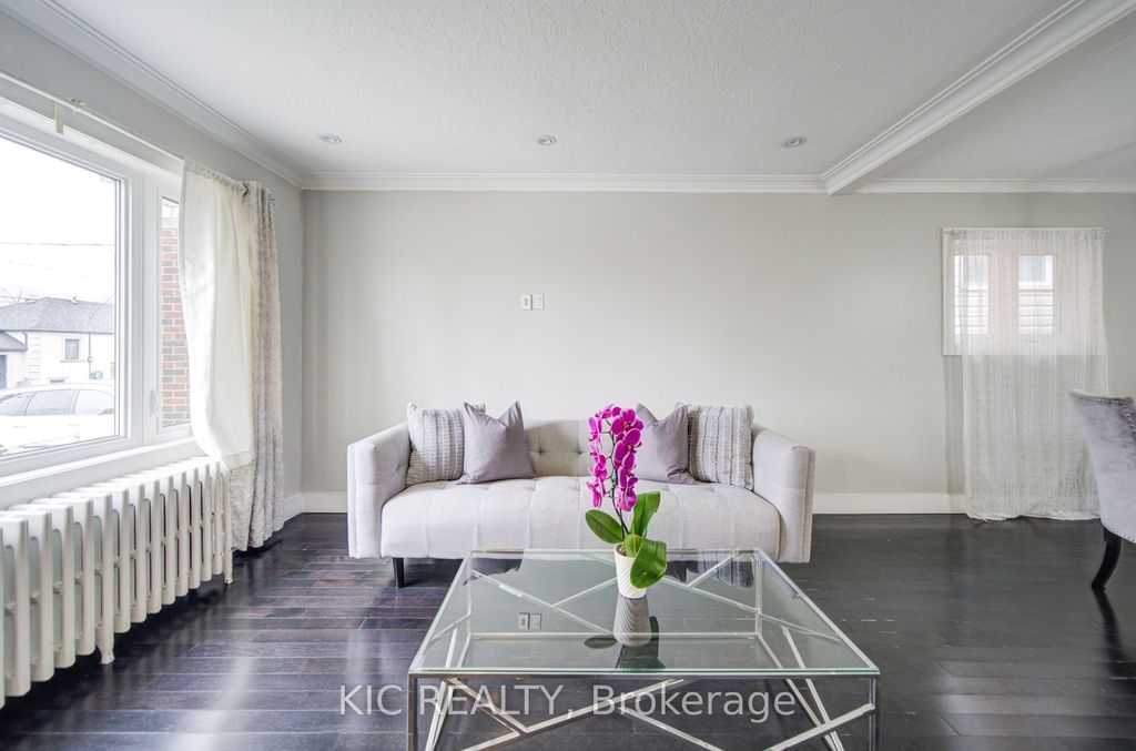 Photo of 35 MONTCALM Avenue, Toronto, ON M6E 4N2 (MLS # W13021562)
