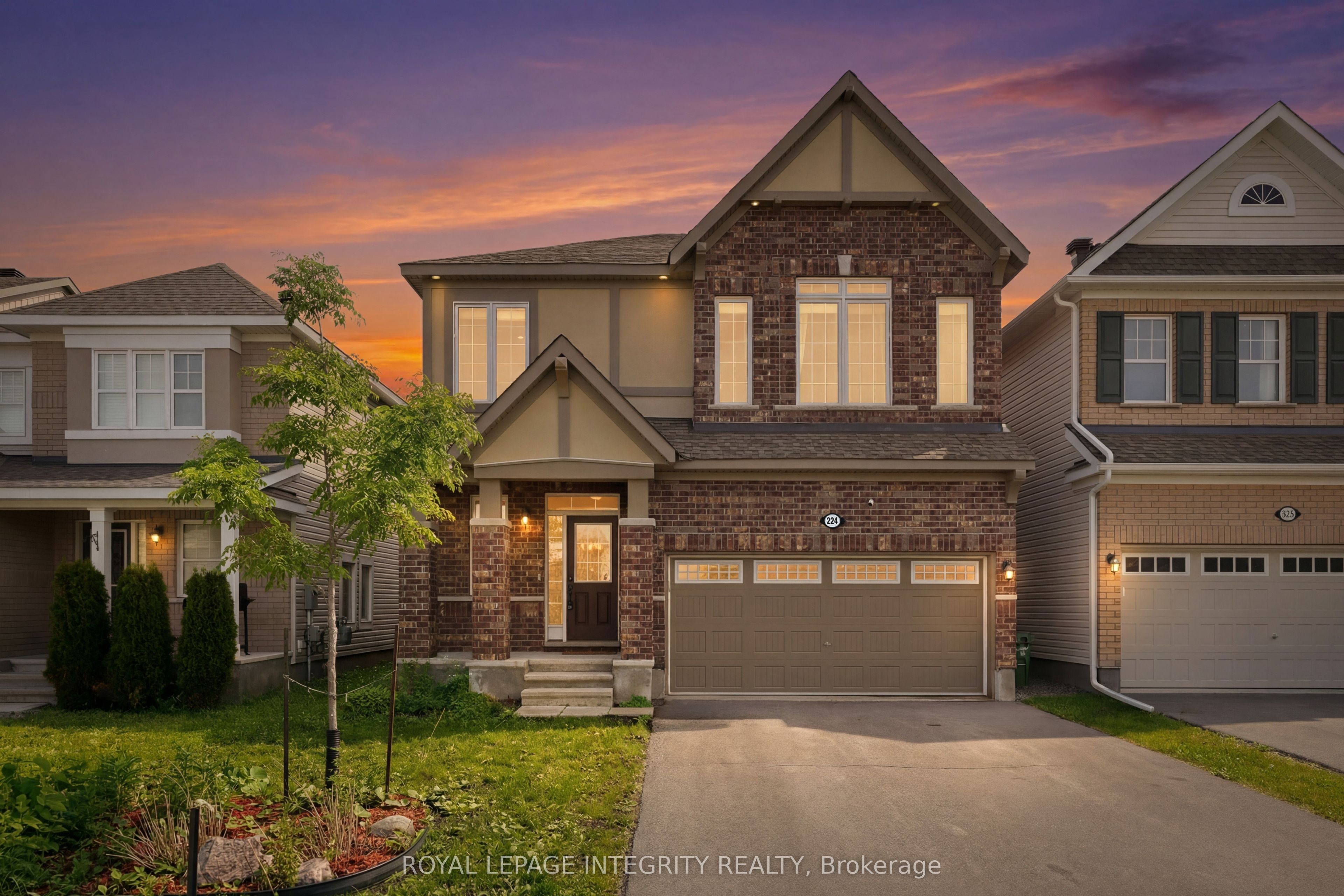 Photo 1 of 50 — 224 Ponderosa Street, Kanata, ON K2S 1E7