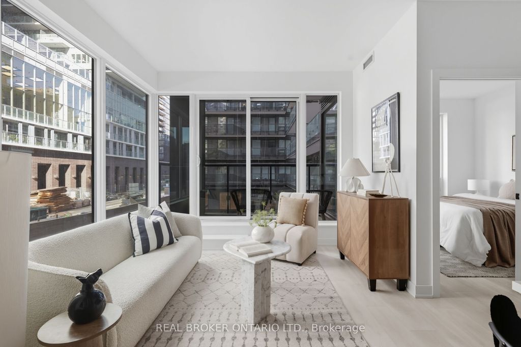 Photo of 127 Broadway Avenue #207, Toronto, ON M4P 1V4 (MLS # C12451730)