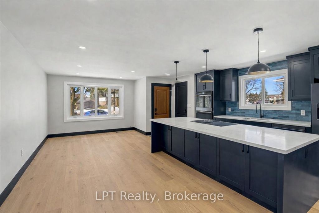 Photo of 1281 Oxford Street, Oshawa, ON L1J 3W5 (MLS # E12942086)