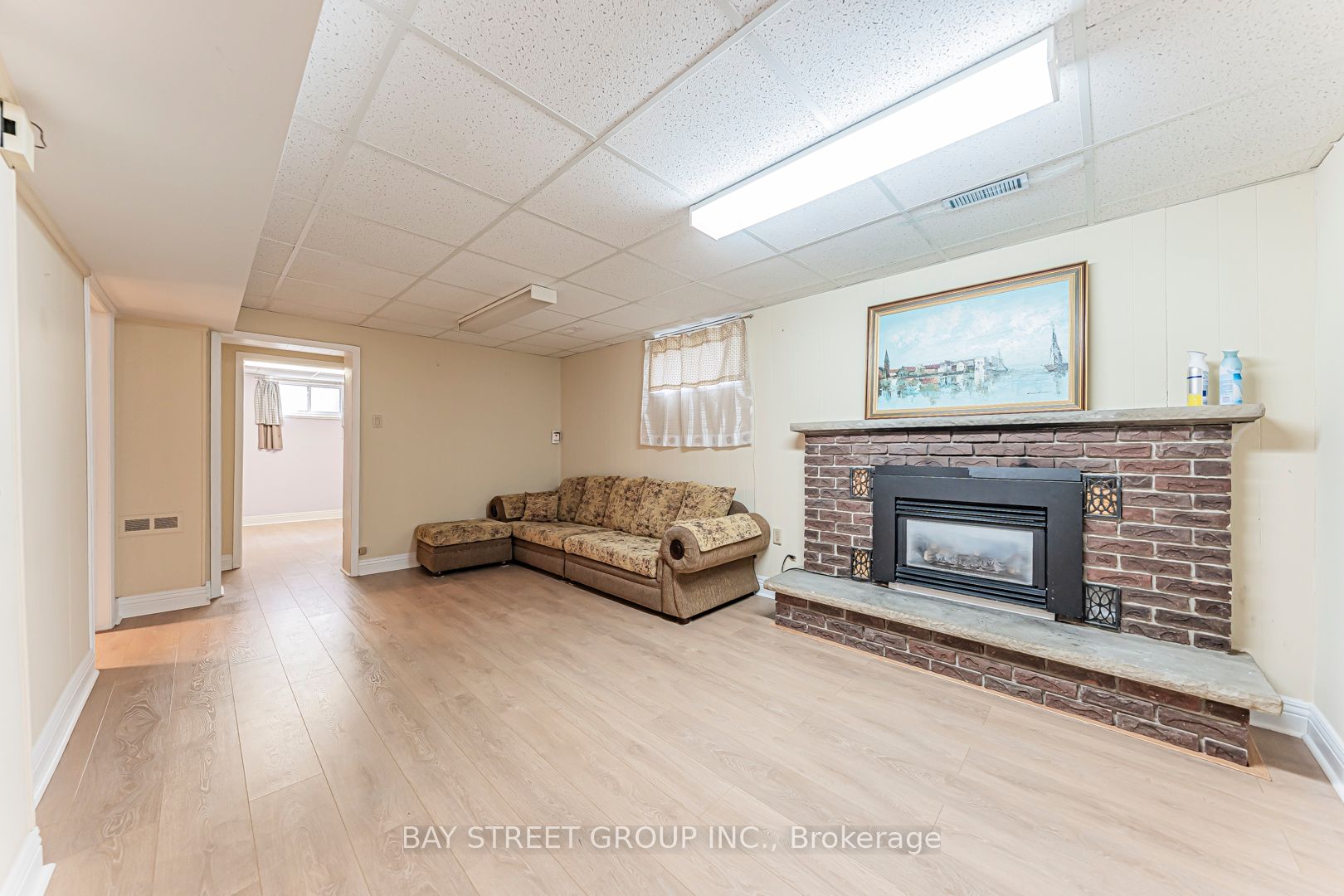 149 Hendon Avenue Lower
