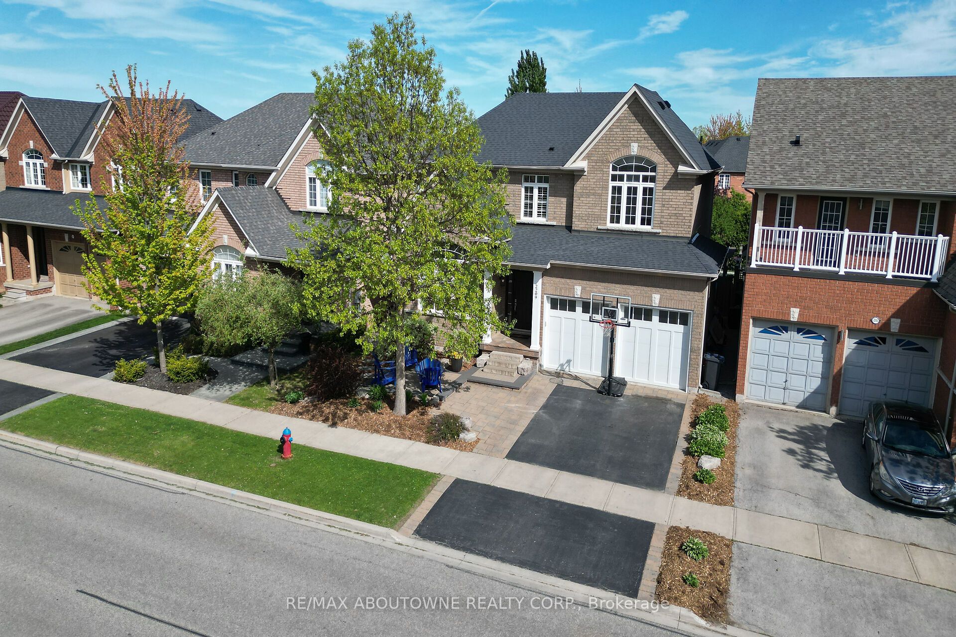 2209 Falling Green Drive