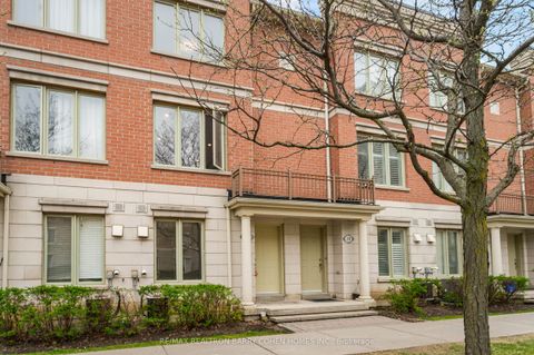 21 Galleria Parkway 21 Markham ON L3T 0A4