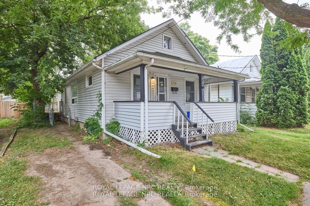 Photo of 108 Carlton Street, St. Catharines, ON L2R 1R3 (MLS # X12719966)