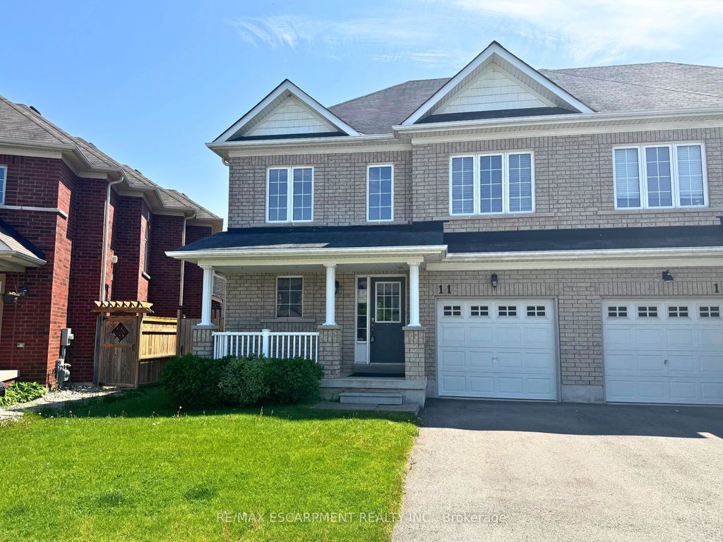 Photo of 11 Keith Crescent, Niagara-on-the-Lake, ON L0S 1J0 (MLS # X13249858)