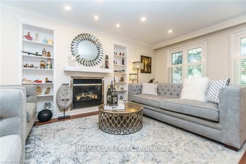 2487 Wyatt Street Oakville ON L6L 2M7