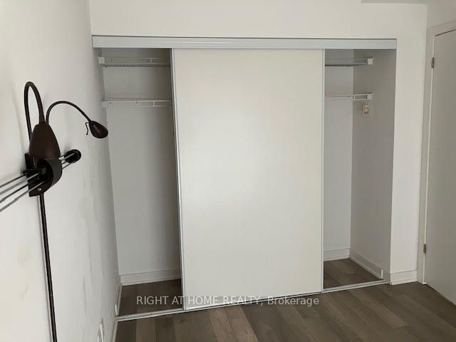 5240 Dundas Street B215