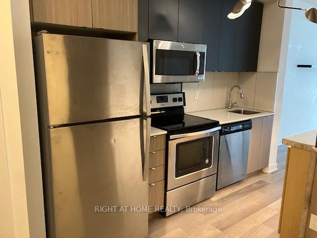 5240 Dundas Street B215