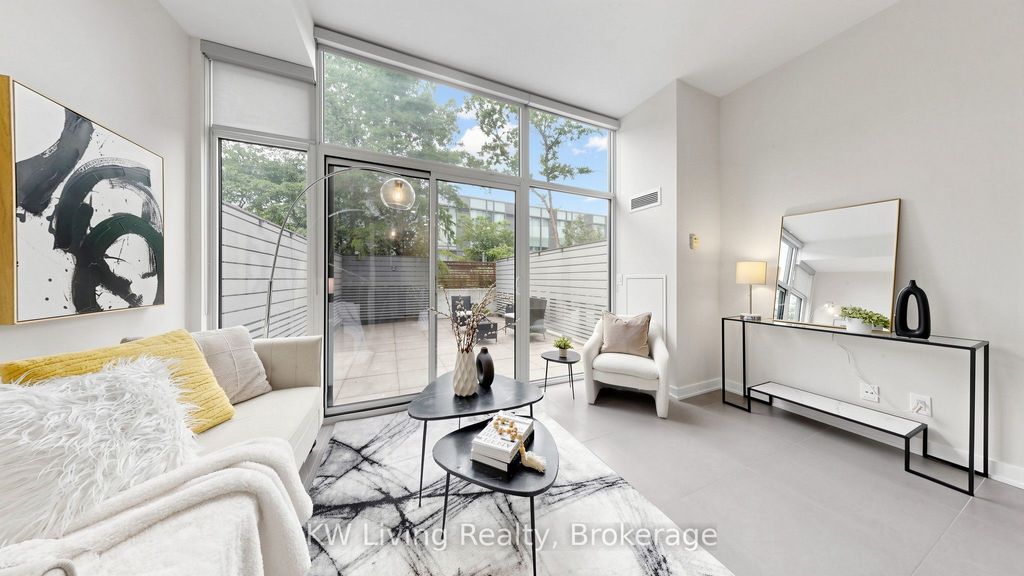 Photo of 3 Market Street #632, Toronto, ON M5E 0A3 (MLS # C13494088)