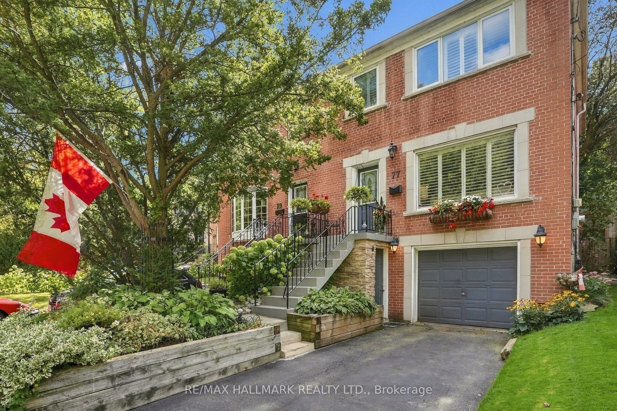 77 Glen Davis Crescent