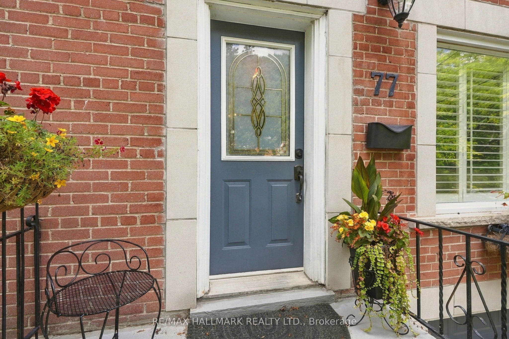 77 Glen Davis Crescent