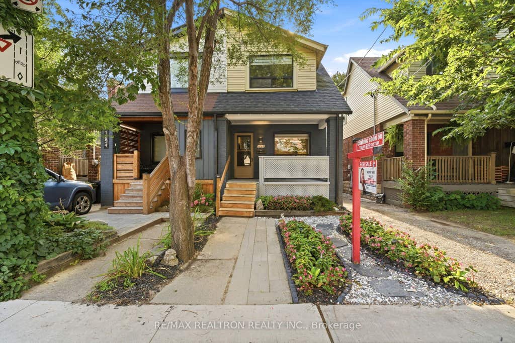 Photo of 1056 Woodbine Avenue W, Toronto, ON M4C 4C5 (MLS # E13667172)