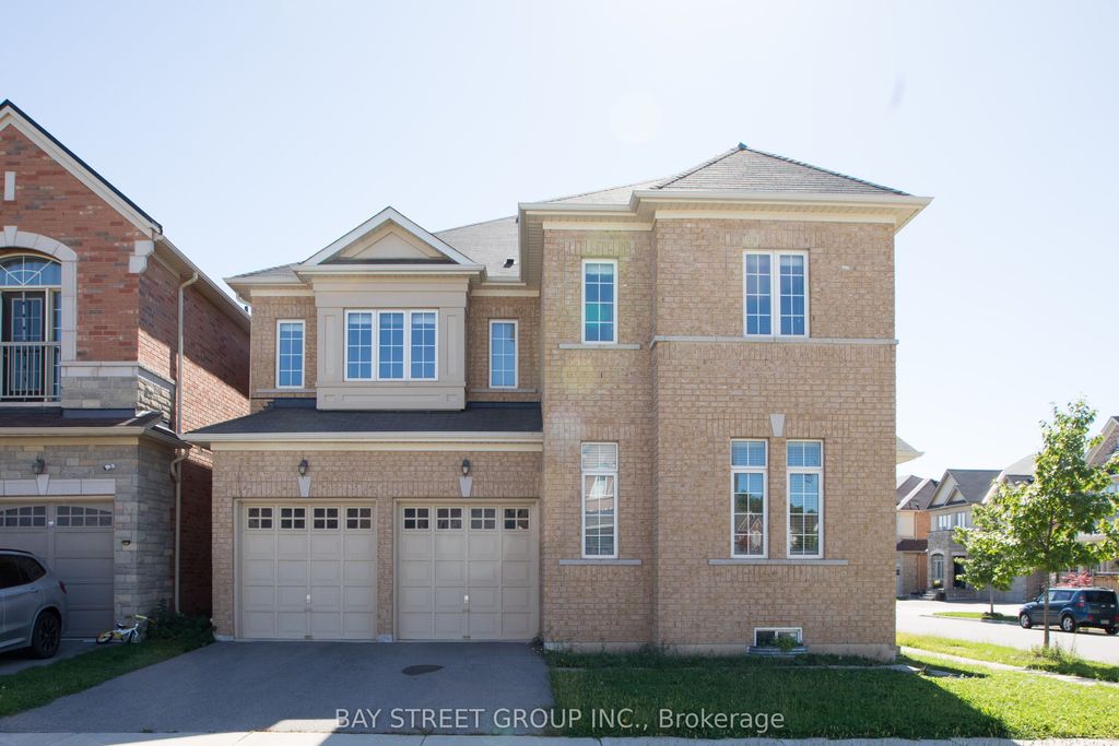 Photo of 3127 Streamwood Pass, Oakville, ON L6H 0T2 (MLS # W12436422)