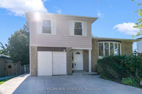 3 Geneva Crescent Brampton ON L6S 1K7