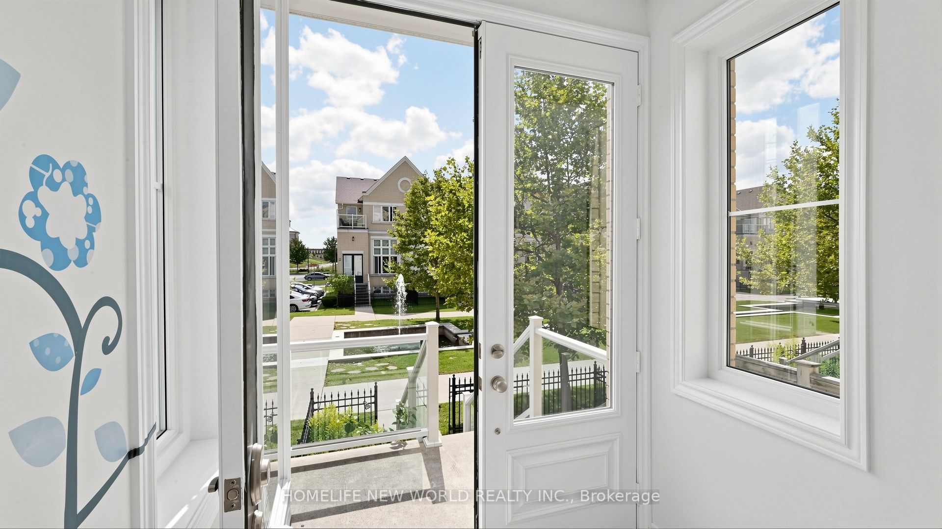 16 Victor Herbert Way