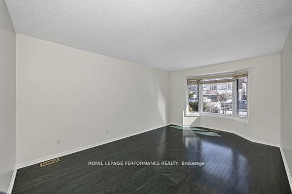 Photo of 2023 Rolling Brook Drive, Orleans - Convent Glen and Area, ON K1W 1C9 (MLS # X13044762)