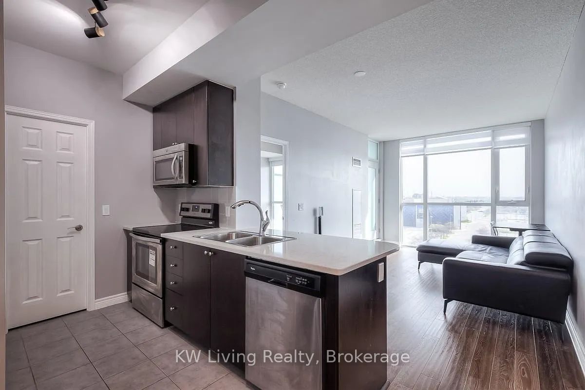 339 Rathburn Road W 801