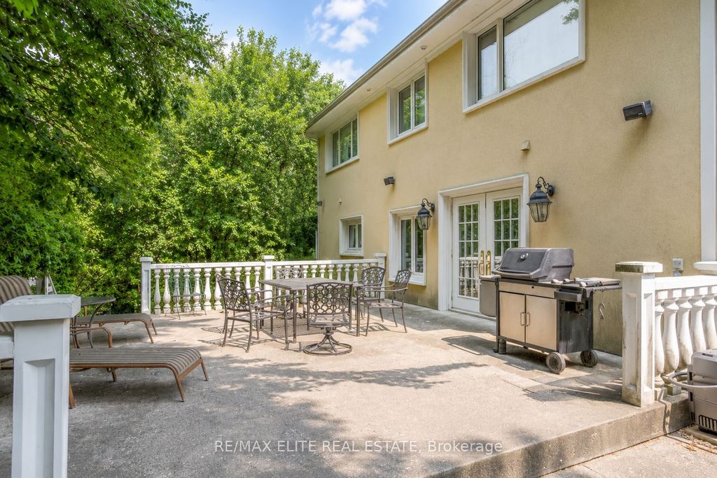 Photo of 88 Old Colony Road, Toronto, ON M2L 2K2 (MLS # C13100728)