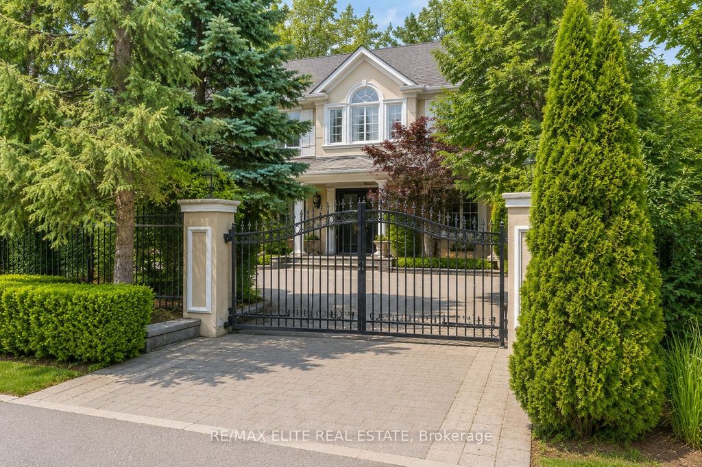 Photo of 88 Old Colony Road, Toronto, ON M2L 2K2 (MLS # C13100728)