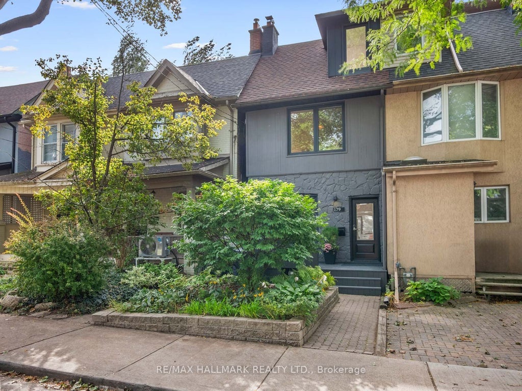 Photo of 179 Riverdale Avenue, Toronto, ON M4K 1C4 (MLS # E13816386)