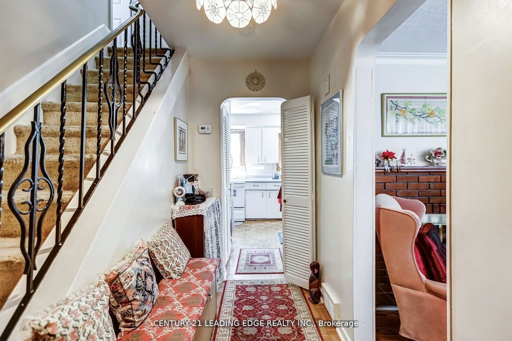 Photo of 19 Royaleigh Avenue, Toronto, ON M9P 2J4 (MLS # W12440231)