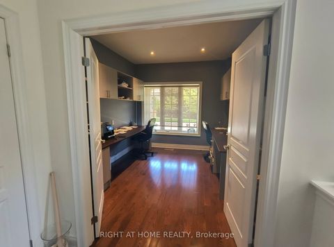 462 Worthington Avenue Richmond Hill ON L4E 4R6