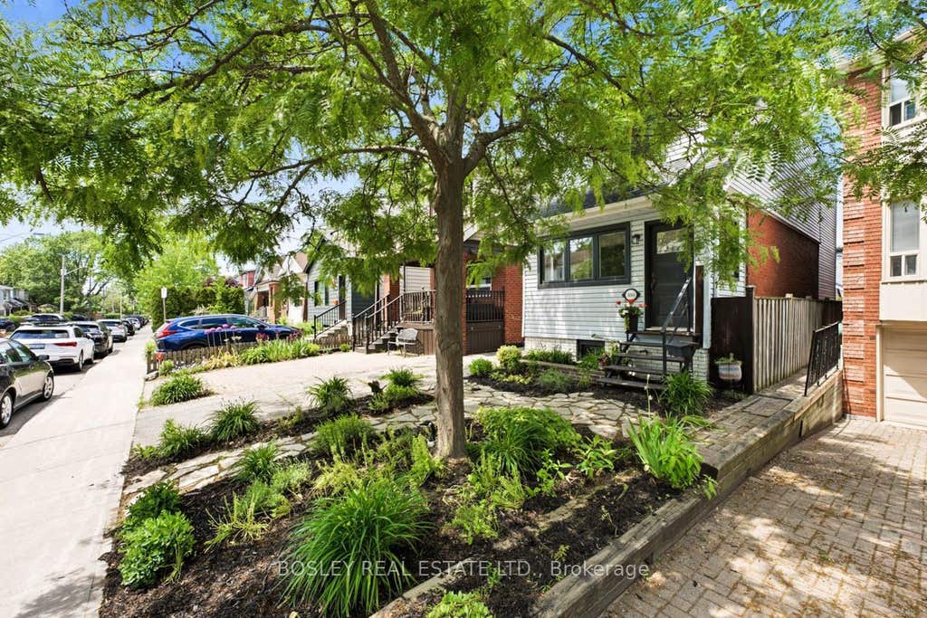 Photo of 308 Springdale Boulevard, Toronto, ON M4C 2A2 (MLS # E13489938)